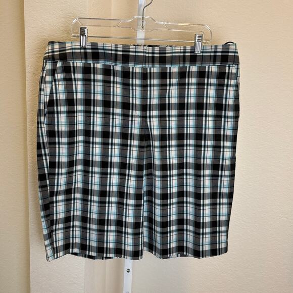 Izod Womens Black White Plaid Cool FX Performance Golf Bermuda Shorts 16 NWT - Picture 1 of 4